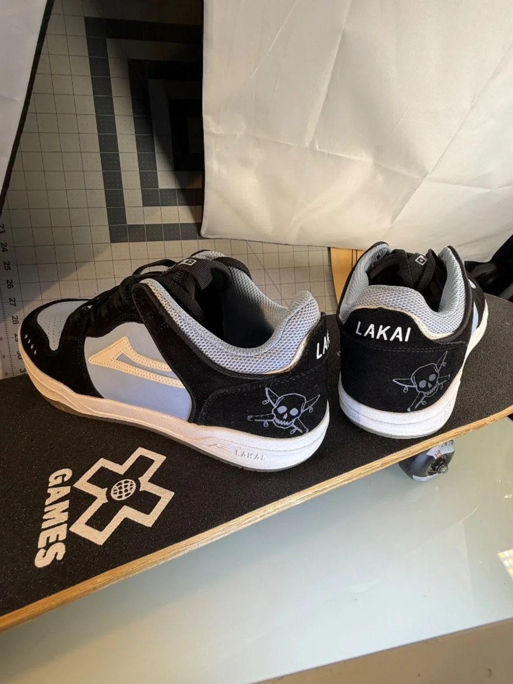 LAKAI THETFORD  |  XLK 4 STAR LIMITED  |  SKATEBOARD SHOES  |  SZ: M10